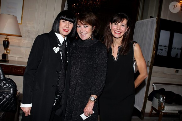 Chantal Thomass, Yaguel Didier et Anne Vogt-Bordure lors de la soirée Galette Tiffany pour les reines du Meurice, à l'hôtel Meurice, le 10 janvier 2012