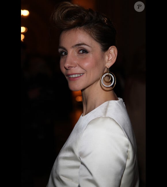 Clotilde Coureau lors de la soirée de gala au château de Versailles, au profit de  l'association AVEC (Association pour la vie espoir contre le cancer), le  30 janvier 2012