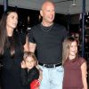 Demi Moore, Bruce Willis et leurs filles Tallulah Belle et Scout Larue en 2001 à Los Angeles.