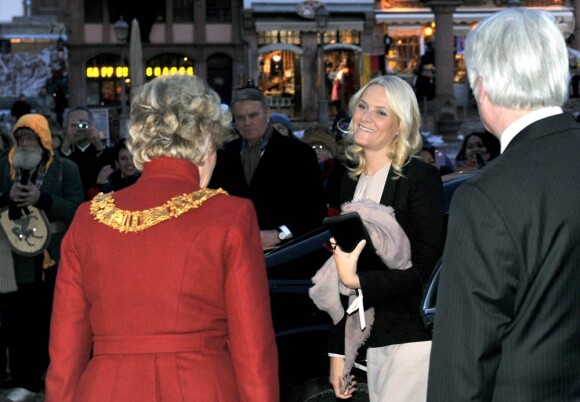 La princesse Mette-Marit à Francfort le 8 février 2012 pour le vernissage de l'exposition "Edvard Munch, l'oeil moderne".