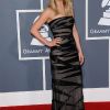 Julianne Hough lors de la 54e soirée des Grammy Awards, le 12 février 2012 au Staples Center de Los Angeles.