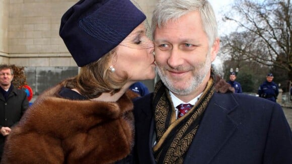 La famille royale belge au complet et de bonne humeur pour l'hommage aux défunts