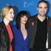 Robert Pattinson, Christina Ricci et Holliday Grainger au festival de Berlin pour présenter Bel Ami, le 17 février 2012.