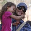 Gabriel Aubry et sa fille Nahla complices au zoo de Los Angeles, le 19 février 2012