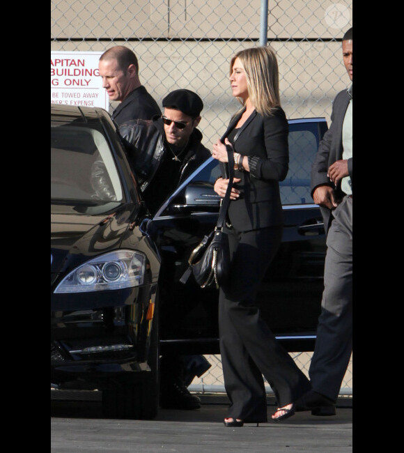 Jennifer Aniston et Justin Theroux étaient ensemble à la sortie de l'émission Jimmy Kimmel Live, à Los Angeles le 21 février 2012.