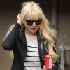 Lindsay Lohan, pas vraiment en forme, se rend chez le médecin pour un check up en compagnie de son petit frère Michael à Los Angeles le 20 février 2012