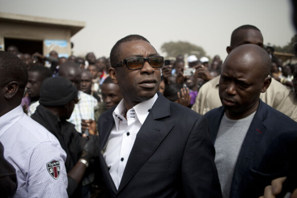 Youssou N'Dour à Dakar le 7 février 2012 lors d'une manifestation contre le troisième mandat brigué par le président Abdoulaye Wade