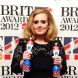 Adele aux Brit Awards, à Londres, le 21 février 2012.