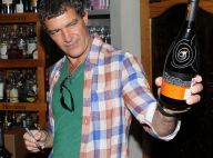 Antonio Banderas prend de la bouteille et révèle sa dernière création