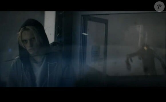 Image extraite du clip Never Let Me Go de Florence and The Machine, mars 2012.