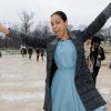 Rosario Dawson au défilé Elie Saab à Paris le 7 mars 2012