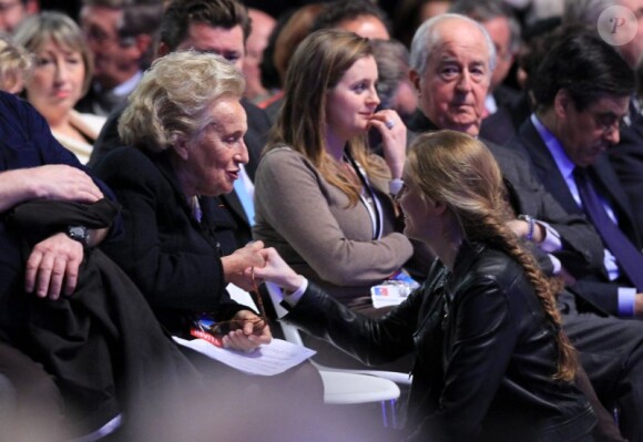 Bernadette Chirac et Nathalie Kosciusko-Morizet le 11 mars 2012 à Villepinte lors du meeting de Nicolas Sarkozy