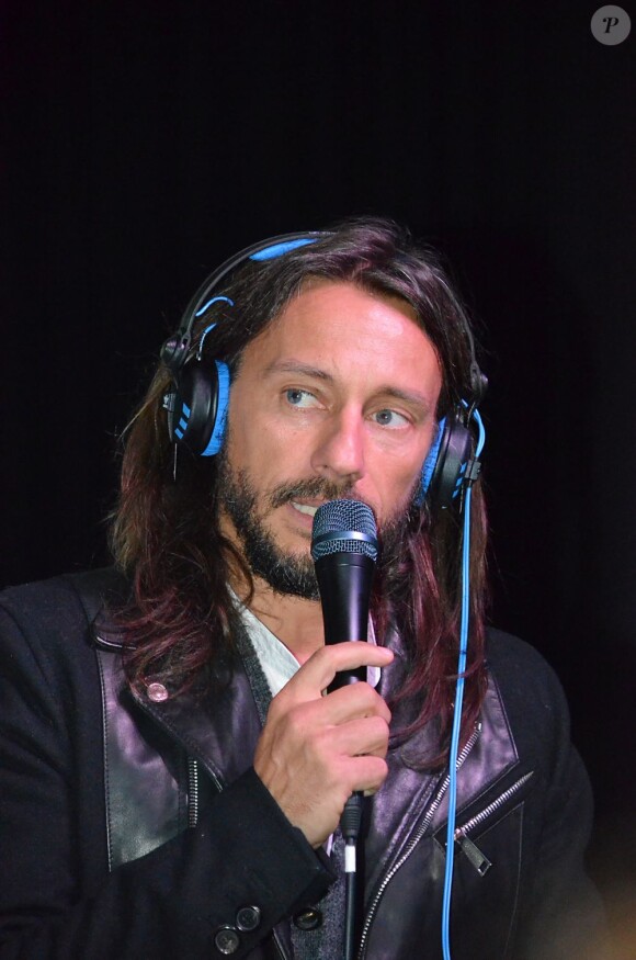 Bob Sinclar au Salon du Deejaying, Mixmove, à Paris le 11 mars 2012