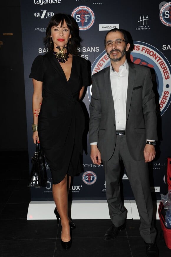 Arié Levy et Mathilda May lors du dîner de gala pour l'association SSF sauveteurs sans frontières, au 1515, le 12 mars 2012
