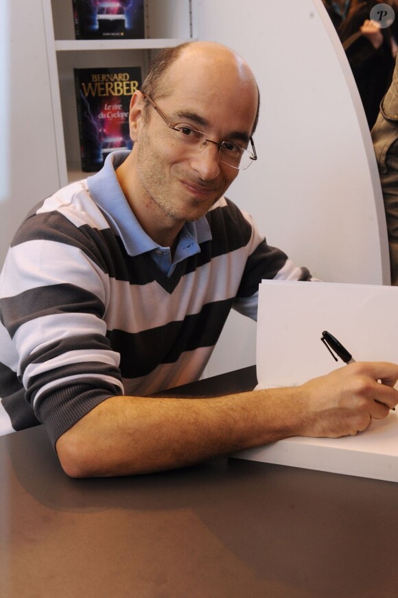 Bernard Werber au Salon du Livre à Paris le 18 mars 2012