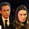 Carla Bruni et Nicolas Sarkozy le 19 mars 2012 à la synagogue Nazareth de Paris lors d'un hommage rendu aux victimes de la tuerie de Toulouse