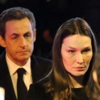 Tuerie de Toulouse: Sarkozy-Bruni et Hollande-Trierweiler unis face à l'horreur