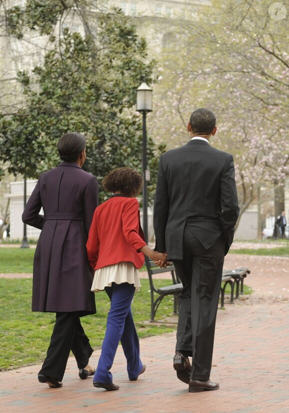 Michelle Obama en famille et incognito à la sortie d'une église le 18 mars 2012