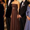 La princesse Mary de Danemark sublime lors du dîner donné en l'honneur du prince Charles et de Camilla Parker Bowles par la reine Margrethe II de Danemark, le 26 mars 2012.