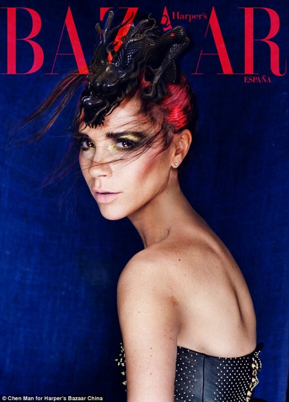Victoria Beckham en couverture du Harper's Bazaar chinois