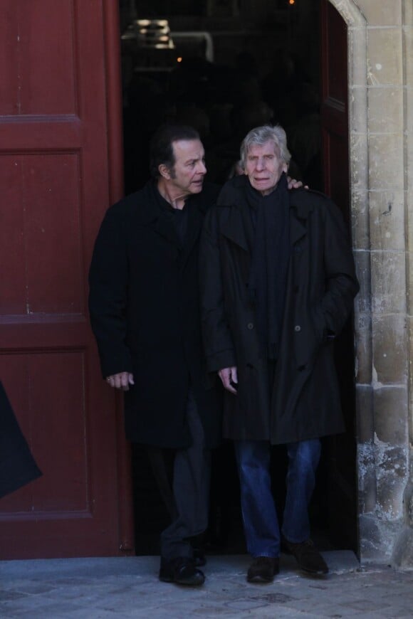 Roland Giraud et Alain Scoff lors des obsèques de Philippe Bruneau le 3 avril 2012 en l'église Saint-Ouen de Caen