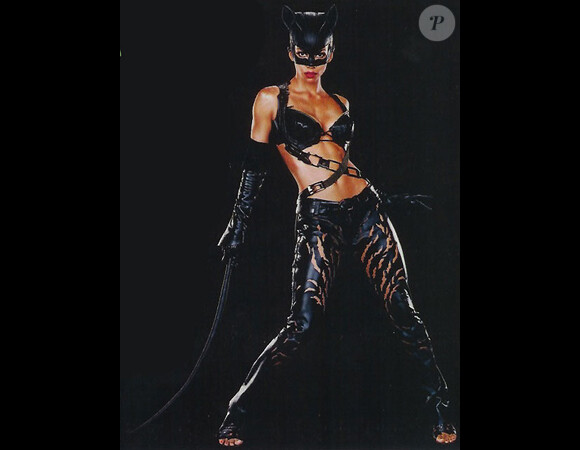 Halle Berry dans Catwoman (2004)