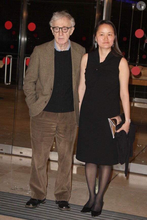 Woody Allen et sa femme Soon Yi Previn lors de l'avant-première du film To Rome With Love à Rome, le 13 avril 2012.