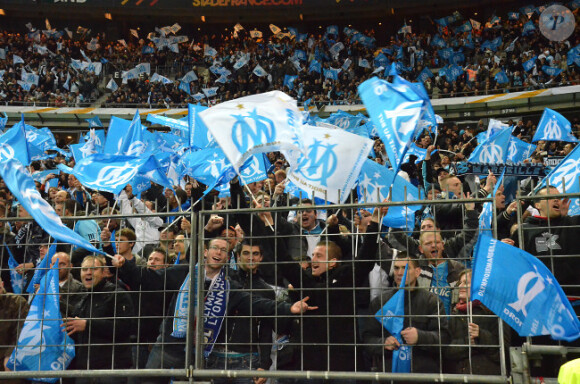 Explosion de joie pour l'OM et ses supporteurs, le samedi 14 avril, au Stade de France, lors de la finale de la Coupe de la Ligue opposant le club à l'OL.