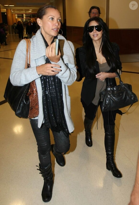 Vanessa Williams en novembre 2011 à Atlanta avec Kim Kardashian, avec qui elle partagera en juillet 2012 l'affiche de The Marriage Counselor.
En 2012, Vanessa Williams fait de sombres révélations sur son passé dans son autobiographie You Have No Idea.