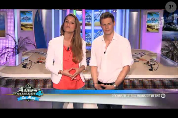 Matthieu Delormeau et Jeny Priez sur le plateau des Anges de la télé-réalité 4 - Le Mag le lundi 23 avril 2012 sur NRJ 12