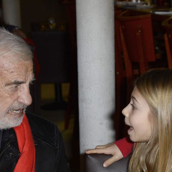 Exclusif - Jean-Paul Belmondo, avec sa fille Stella, a dejeune avec Marcel Campion a La chope des puces a Saint-Ouen. Le 19 janvier 2014