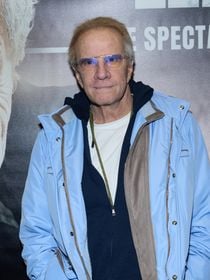 "Cela fait 25 ans que je..." : Christophe Lambert vit six mois de l'année en France, où il ne possède pourtant pas de logement