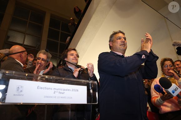 La légende du rugby français, Serge Blanco s'impose aux élections municipales 2026 à Biarritz, France, le 22 mars 2026. © Jean-Marc Lhomer/Bestimage