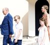 Habillée avec une robe longue fleurie, la fille du couple portait une demi-ponytail haute.

Le prince Albert II de Monaco, la princesse Charlène et le prince Jacques et la princesse Gabriella - Cérémonie d'ouverture de la 6ème édition des Rencontres des Sites Historiques Grimaldi de Monaco, et remise des Trophées aux Officiels le 14 juin 2025. 
© Caudia Albuquerque / Bestimage