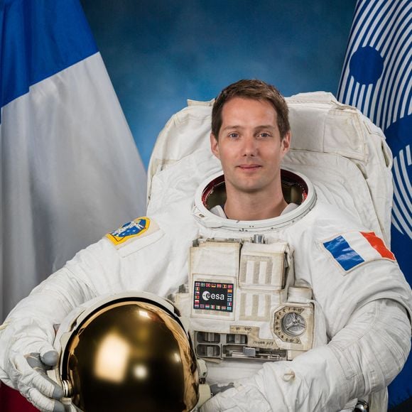 Il a déjà quitté la Terre durant 6 puis 7 mois.
Portrait officiel de l'astronaute de l'ESA et membre de l'équipage Expedition 50/51 Thomas Pesquet dans le centre de la Nasa Building 8 à Houston Texas, USA le 3 mars 2016. Photo Bill Stafford/NASA via ABACAPRESS.COM
