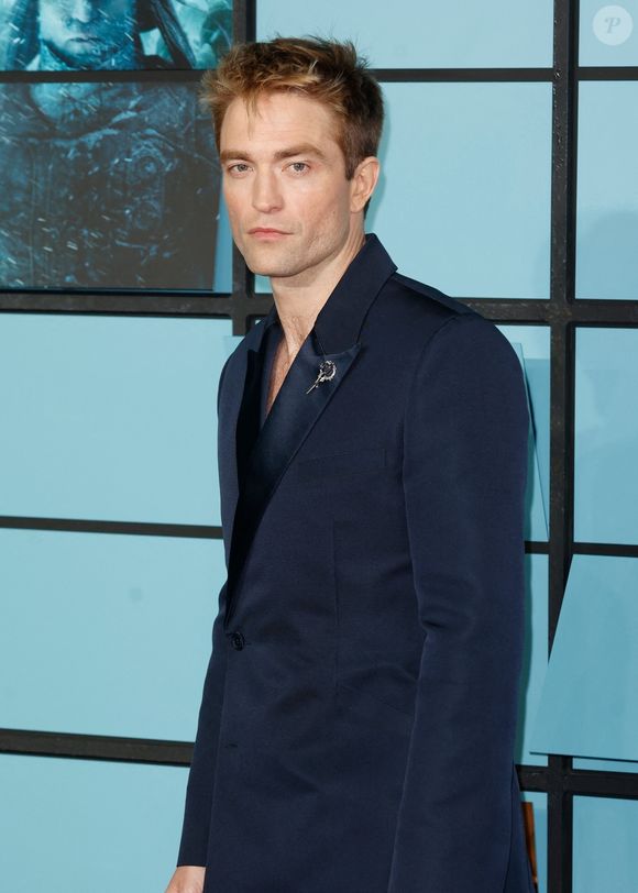 Robert Pattinson - Photocall lors de la première de "Mickey 17" au Cineworld à Londres 13 février 2025. Backgrid UK/ Bestimage