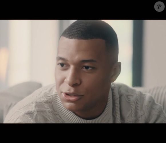 Kylian Mbappé face à Mouloud Achour dans l'émission "Clique". (Capture d'écran)