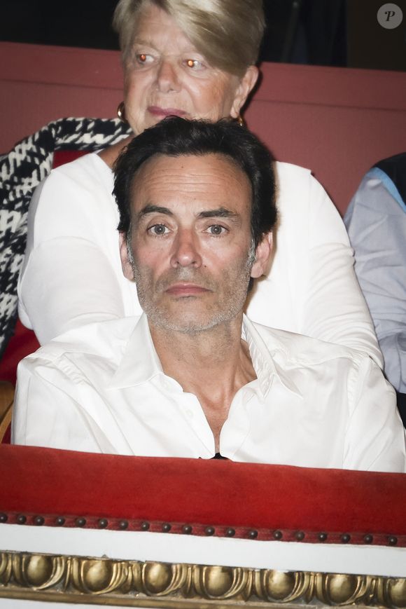 Exclusif - Anthony Delon -  Concerto pour la paix de Omar Harfouch au théâtre de Béziers le 8 mai 2025. Aujourd’hui, au Théâtre Municipal de Béziers, une salle comble assistait à un événement attendu : le retour d’O. 

© Jack Tribeca / Bestimage