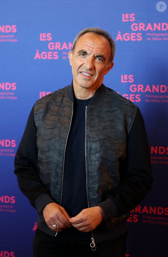 Nikos Aliagas - Vernissage de l'exposition "Les grands âges", photographies de Nikos Aliagas au musée de l'Homme à Paris. Photo par Dominique Jacovides/Bestimage