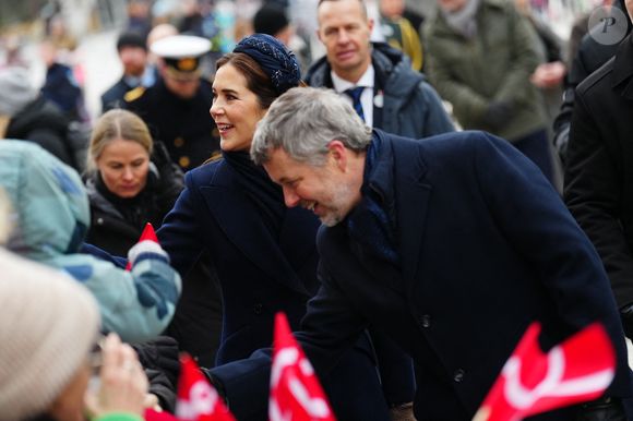 Le roi Frederik X et la reine Mary sont reçus par le président de l'Estonie et son épouse lors d'un accueil officiel sur la place de l'hôtel de ville à Tallinn, Estonie, le mardi 27 janvier 2026. Photo par Ida Marie Odgaard/Scanpix
