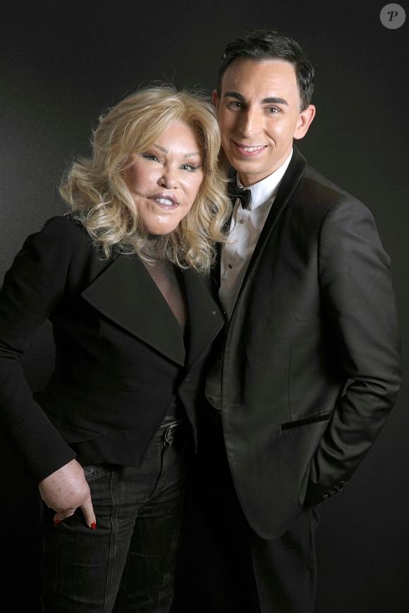 Exclusif - Jocelyne (Jocelyn) Wildenstein (La femme Chat) et Jordan de Luxe lors de l'enregistrement de l'émission "Chez Jordan de Luxe" à Paris. Le 16 octobre 2024 © Cédric Perrin / Bestimage