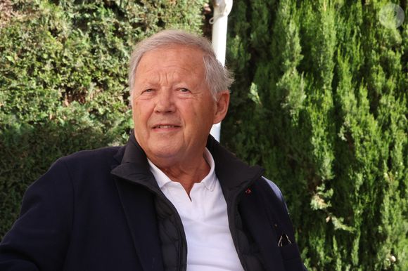 Les Chefs à Saint-Tropez fêtent les producteurs 2026 - "Dans les secrets des grandes maisons françaises" - Georges Blanc sur la terrasse de la salle Jean Desplas, place des Lices à Saint-Tropez, le 3 mai 2026. © Jean-Marc LhomerBestimage.