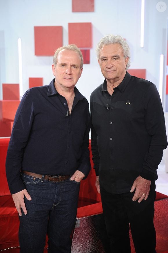 Exclusif - Jean-Christian Fraiscinet et Dominiquer Rocheteau lors de l'enregistrement de l'émission Vivement dimanche au studio Rive gauche, présentée par M.Drucker, diffusée sur France 3 le 10 mai 2026, à Paris, France, le 14 avril 2026. © Guillaume Gaffiot/Bestimage