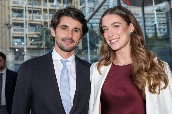 En légende, le couple a écrit : "Nos cœurs débordent de joie. Un petit miracle est en route. Nous sommes reconnaissants pour ce cadeau incroyable. Nous avons hâte de te rencontrer, petit bout. Maman et papa".

Exclusif - Lorenzo Leclerc et sa compagne Charlotte Di Pietro - Le prince de Monaco, accompagné de ses neveux P.Casiraghi et L.Ducruet, a assisté, au Grimaldi Forum à Monaco, le 30 avril 2025, à la projection du film documentaire "L'armée orange : les anges gardiens de Monaco". © Claudia Albuquerque/Bestimage
