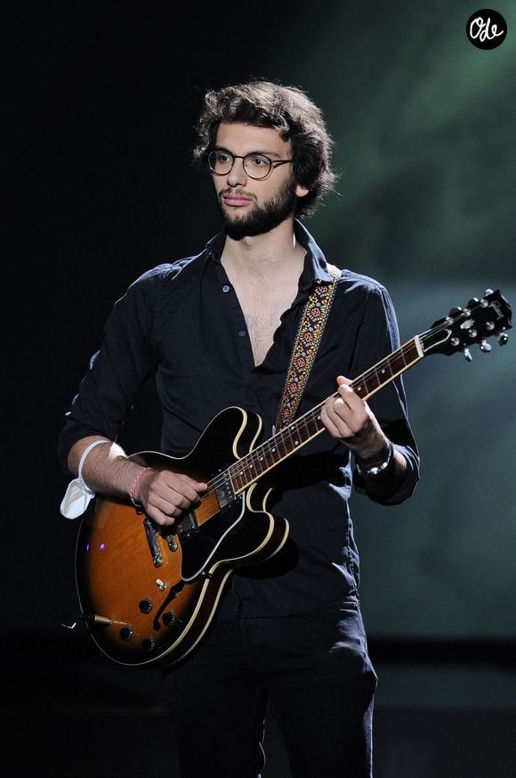 Exclusif - Jules Darmon (fils de Gerard Darmon) - Surprises - Enregistrement de l'émission "La Chanson secrète 7 » à la Scène musicale à Paris, qui sera diffusée le 15 janvier 2021 sur TF1. 

© Gaffiot-Moreau / Bestimage