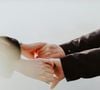 Selon le psychanalyste, la communication reste le meilleur moyen d'éviter les incompréhensions et les frustrations.

Photo prise par Priscilla Du Preez / Unsplash