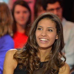 Puis elle a lancé sa marque de cosmétiques

Chloé Mortaud lors de l'enregistrement de 'Touche Pas A Mon Poste' le 9 décembre 2013 à Paris, France. Photo by Max Colin/ABACAPRESS.COM