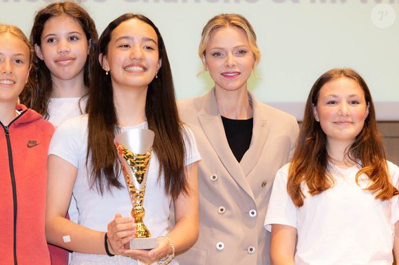 La princesse Charlène de Monaco - La princesse C.de Monaco, en compagnie de son frère G.Wittstock, participe à la remise des prix de la "Journée du respect" au collège Charles III à Monaco, le 29 avril 2025. © Olivier Huitel / Pool Monaco / Bestimage