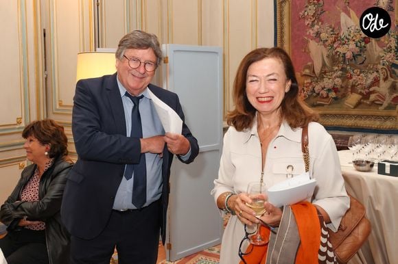 Exclusif - Paul Tremsal et Anne-Marie Couderc - Quelques semaines après avoir ouvert la Journée de l'Assemblée nationale dédiée à l'Engagement, le samedi 11 avril 2026, M.Ladreit de Lacharrière a reçu Y.Braun-Pivet pour un prestigieux dîner du Cercle de la Revue des Deux Mondes, le 8 juin 2026. 
© Jack Tribeca / Bestimage