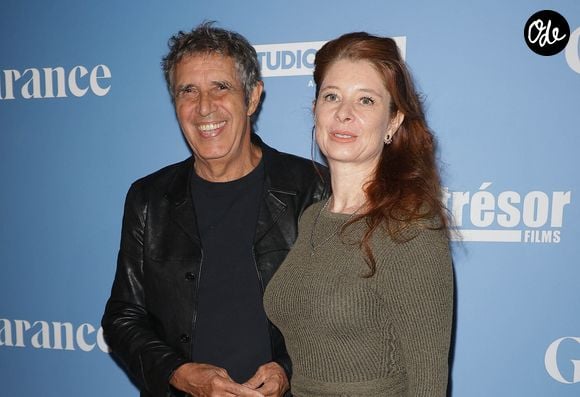 Le chanteur, qui se produira notamment à Auxerrexpo le 11 novembre, apprécie particulièrement ce spectacle dans lequel il se livre davantage au public.

Julien Clerc et sa femme Hélène Grémillon - Avant-première du film "Garance" au cinéma Pathé Wepler à Paris le 15 septembre 2026. © Coadic Guirec/Bestimage